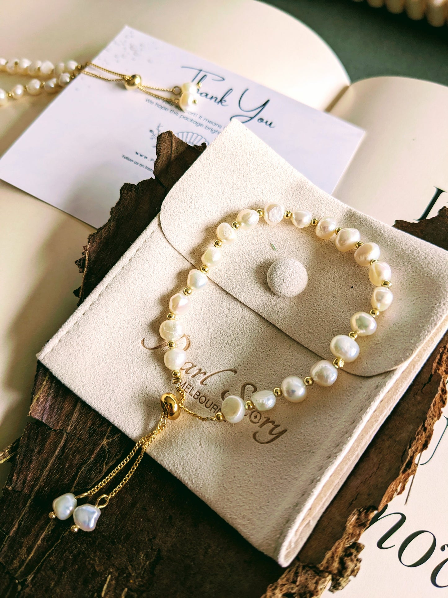 Gold Essence Baroque Pearl Bracelet